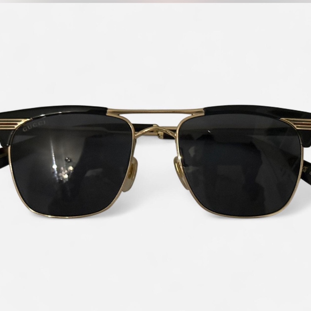 Gucci Black and Gold Designer Sunglasses
